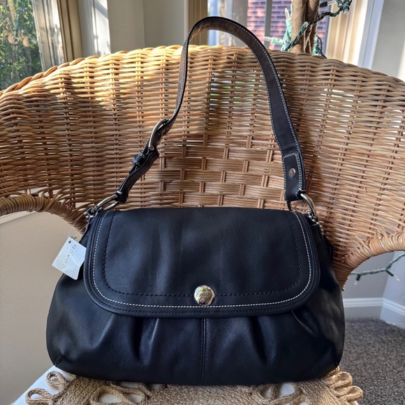 Coach Vintage Y2K Black Soho Pleated Leather Large Flap Shoulder Bag Handbag - Picture 1 of 14